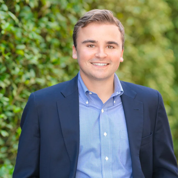 Connor Falla, Client Service Associate